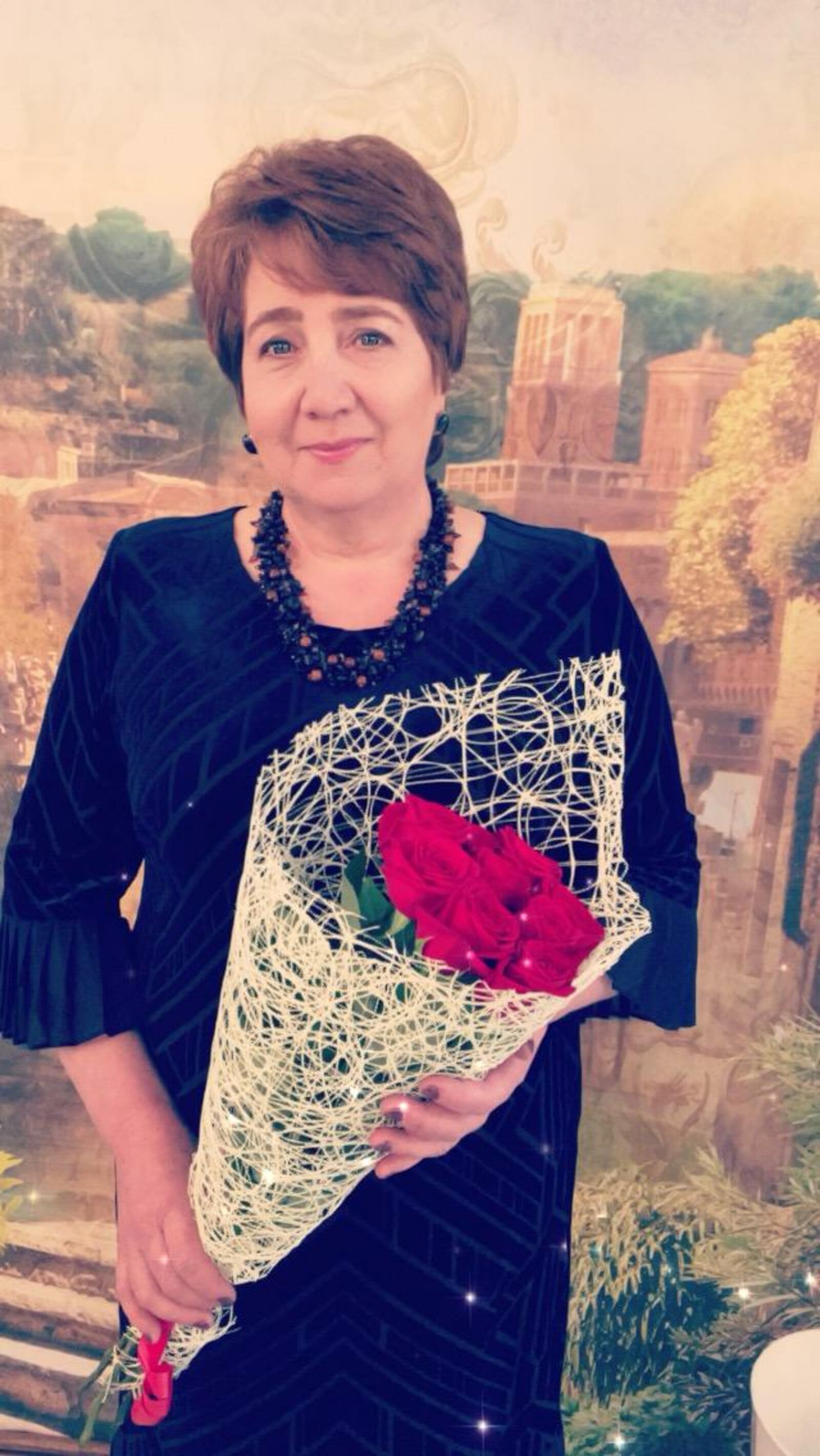 Көннәре - бәхетле, киләчәге өметле аның