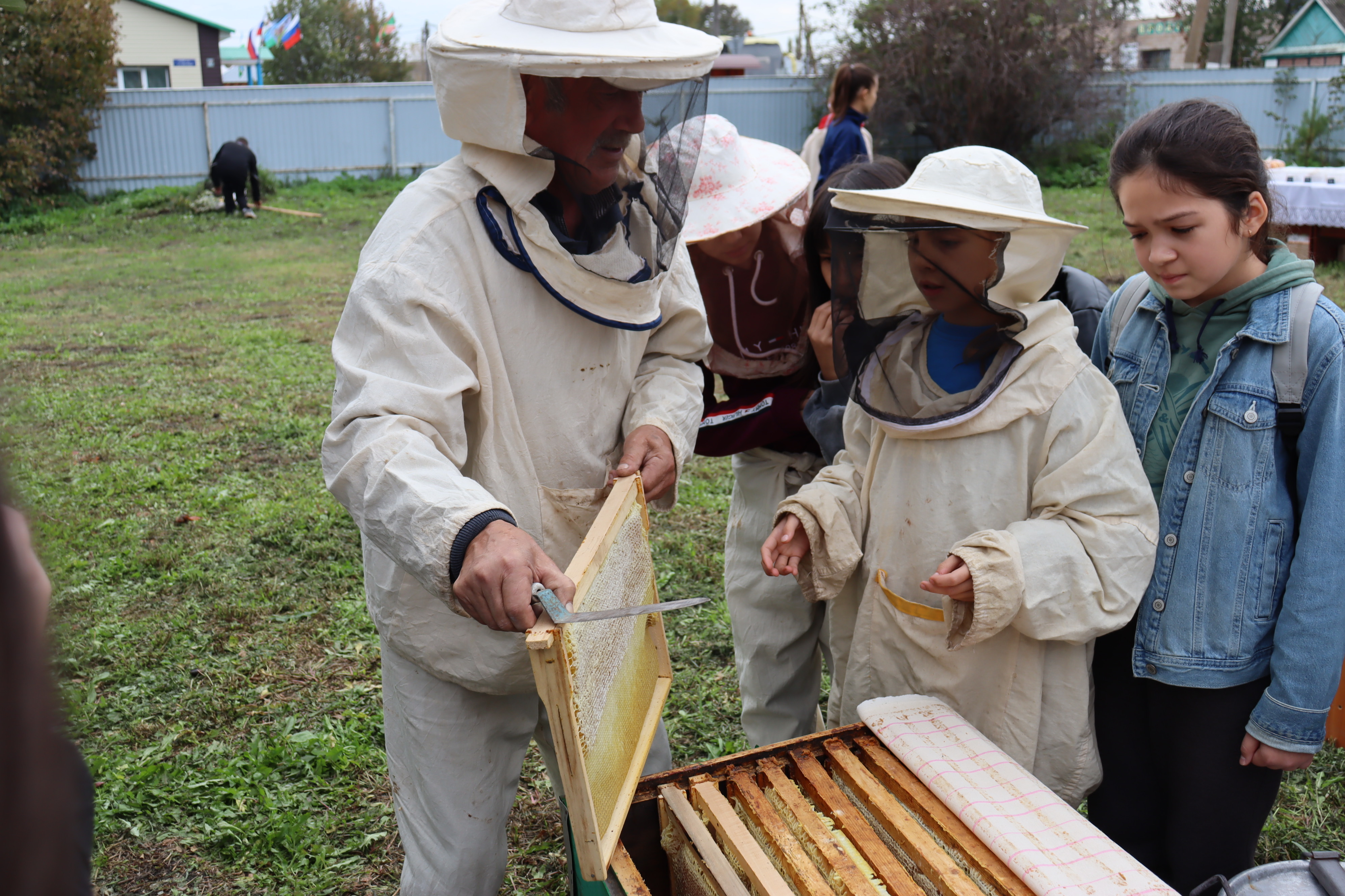Илтуганда уңыш бәйрәме – “Сөмбелә” үтте